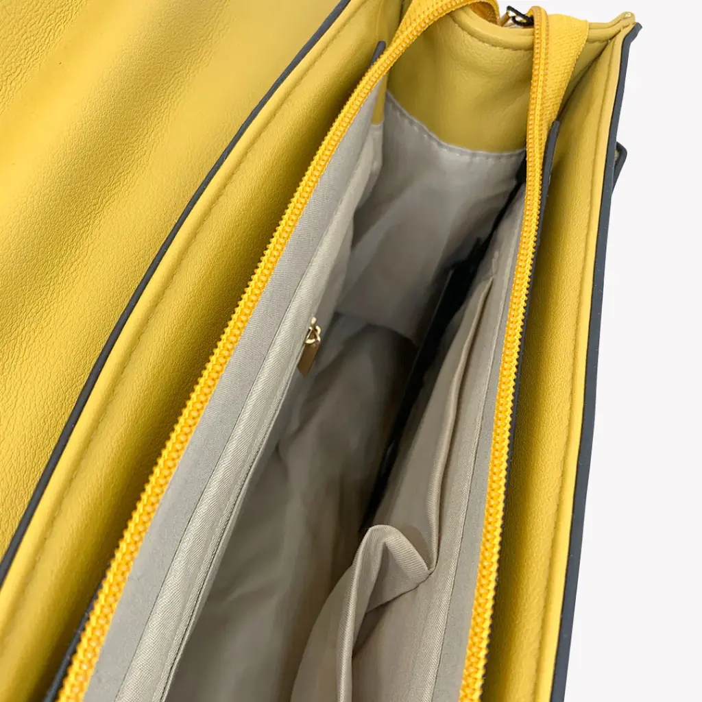 Sac_Main_Moutarde_2.webp