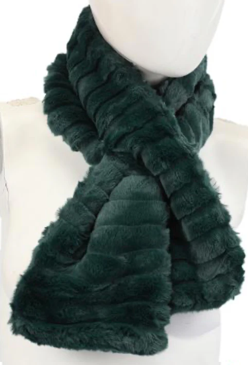 Echarpe fourrure vert foncé