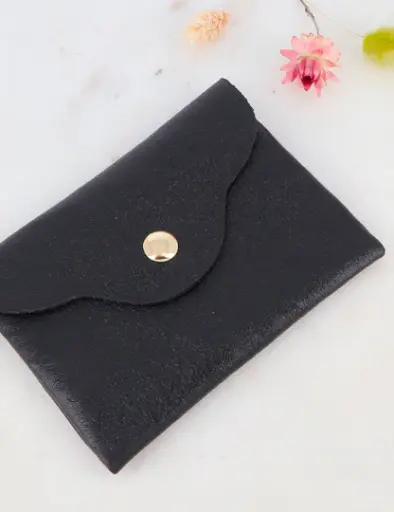 [PCH_IR_0001_BLK] Pochette irrisé en cuir
