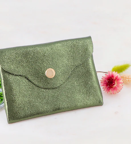 [PCH_IR_0001_KAK] Pochette irrisé en cuir - Kaki
